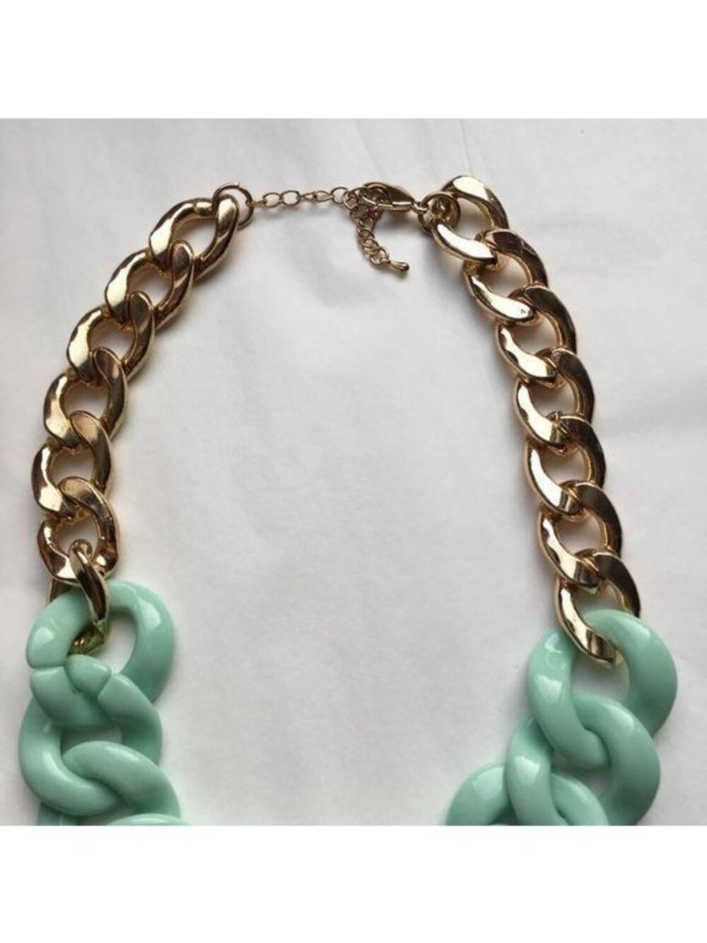 Vintage | Chunky Teal & Gold Metal Necklace - Picture 3 of 4